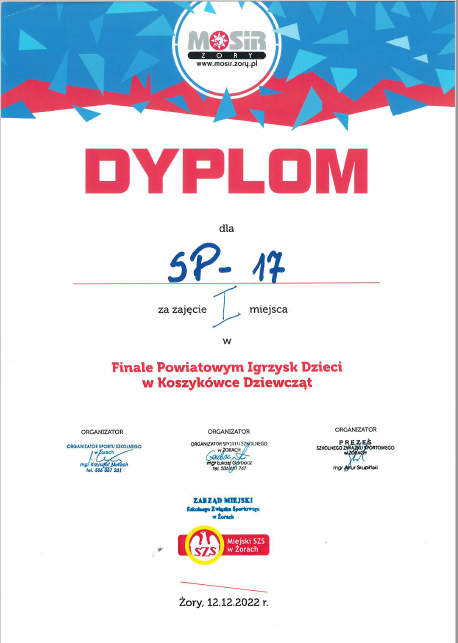 Dyplom dla siatkarek za zajęcie I miejsca w Finale Powiatowych Igrzysk Dzieci w Koszykówce Dziewcząt