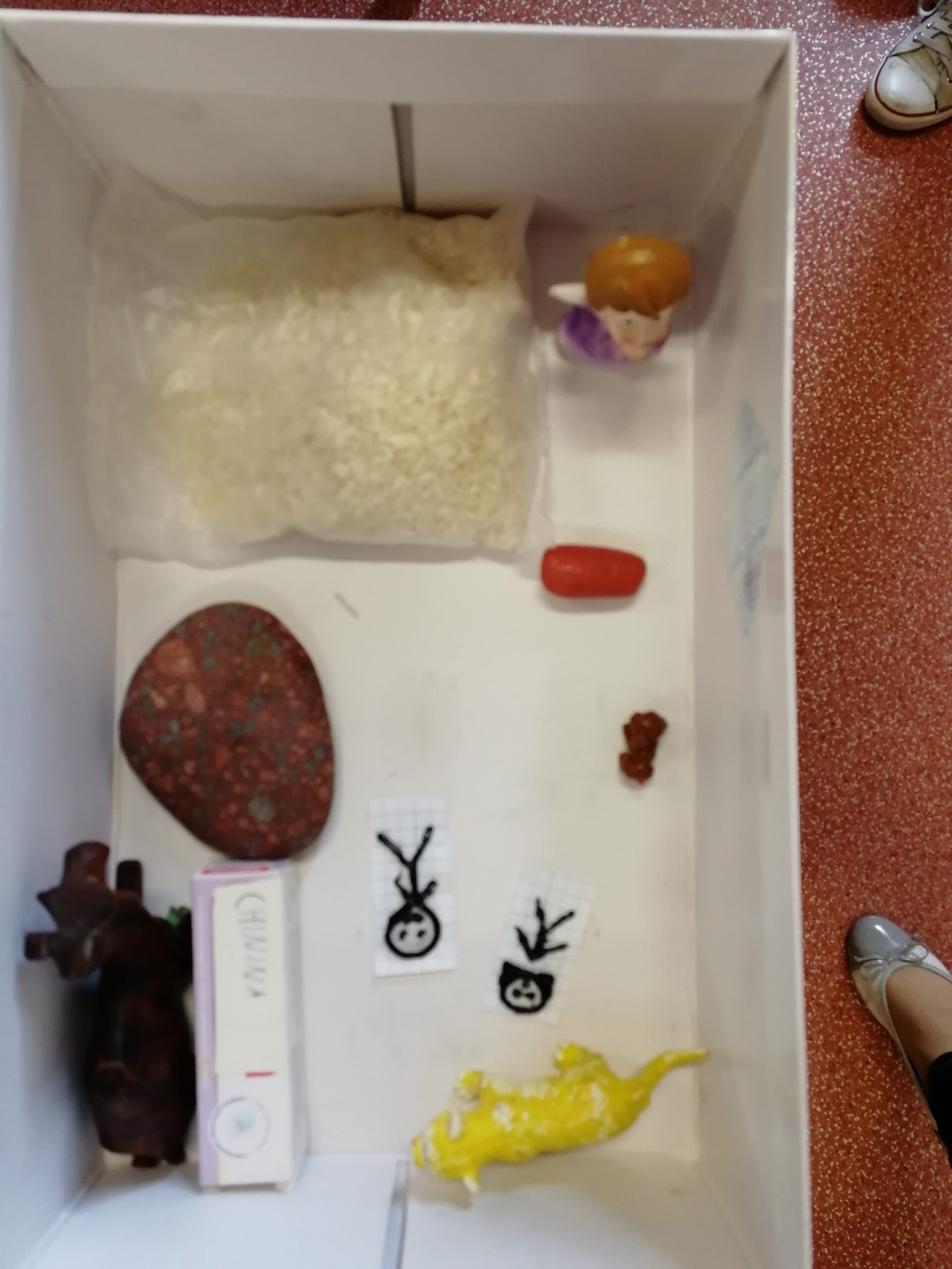 Lektura w pudełku- prace uczniów klasy 5b