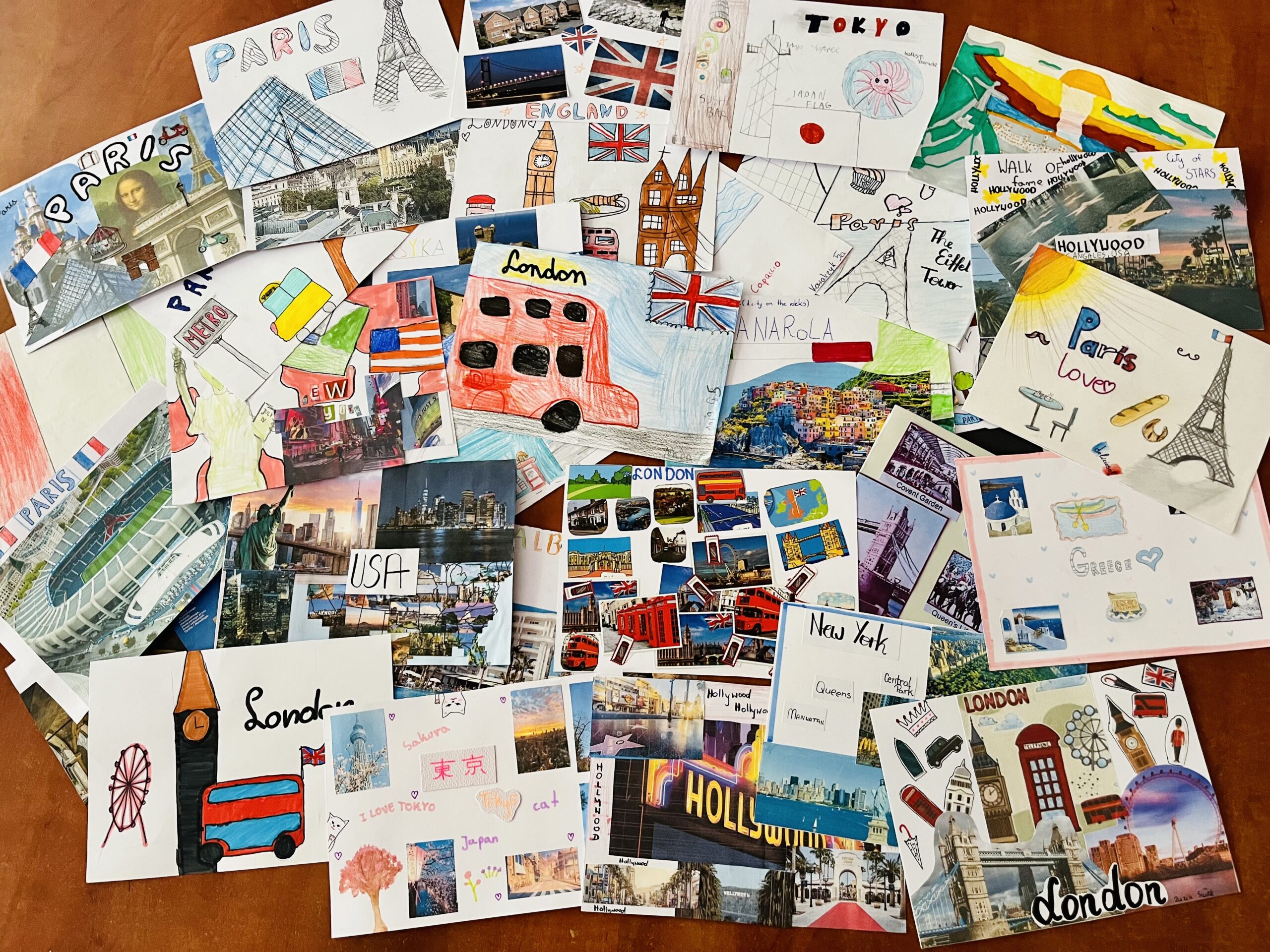 Pocztówki wykonane przez uczniów klas piatych.