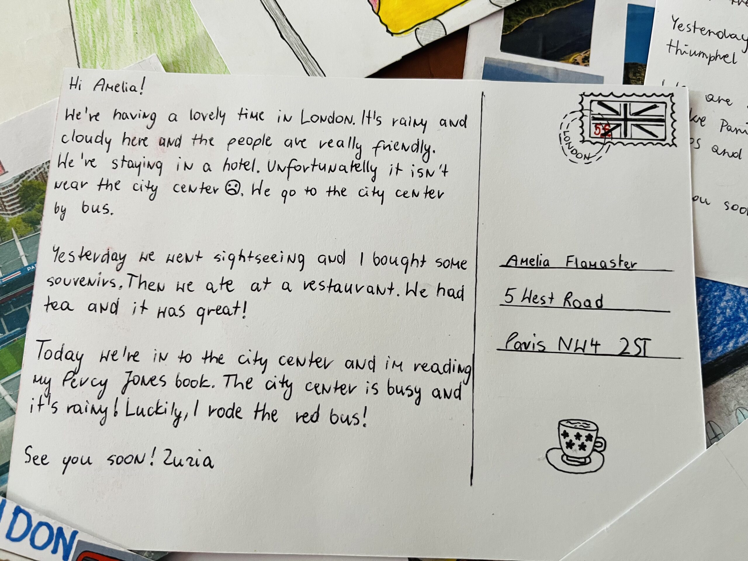 Pocztówki wykonane przez uczniów klas piatych.