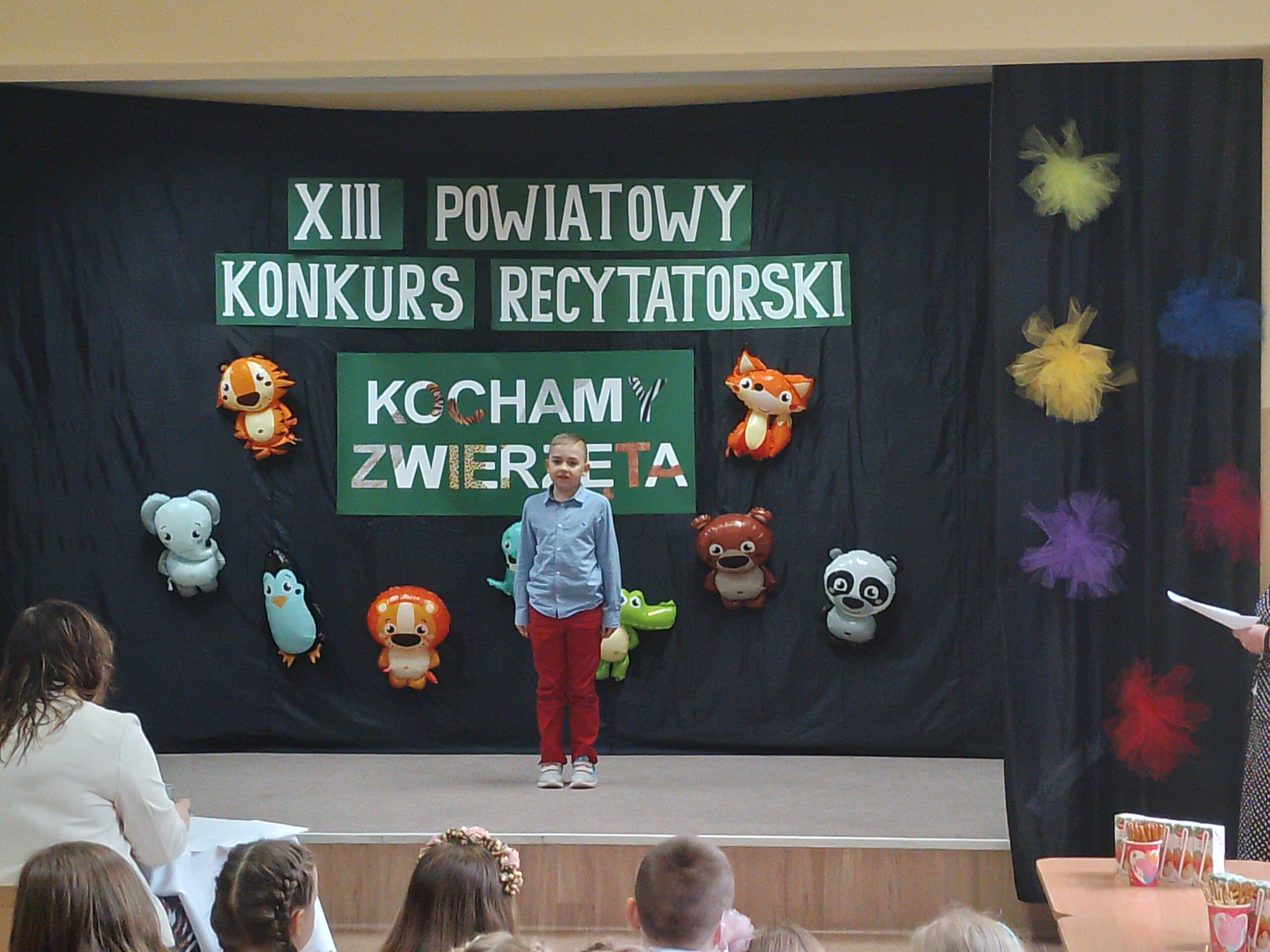 XIII Powiatowy Konkurs Recytatorski pod hasłem „ TĘCZOWY ŚWIAT POEZJI – POECI DZIECIOM”- „KOCHAJMY ZWIERZĘTA” dla klas I – III Szkół Podstawowych