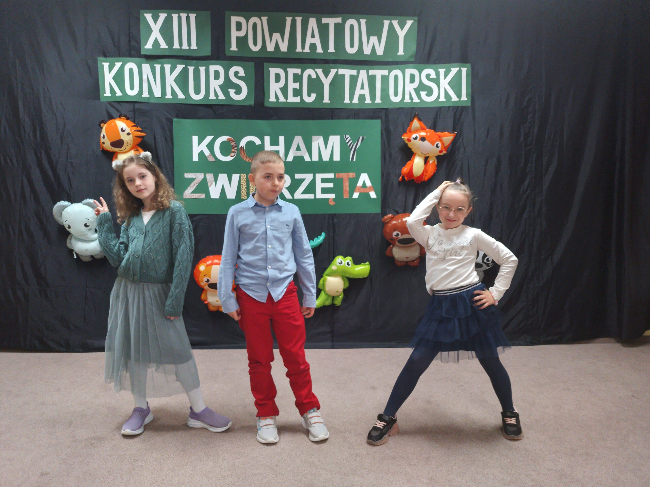 XIII Powiatowy Konkurs Recytatorski pod hasłem „ TĘCZOWY ŚWIAT POEZJI – POECI DZIECIOM”- „KOCHAJMY ZWIERZĘTA” dla klas I – III Szkół Podstawowych