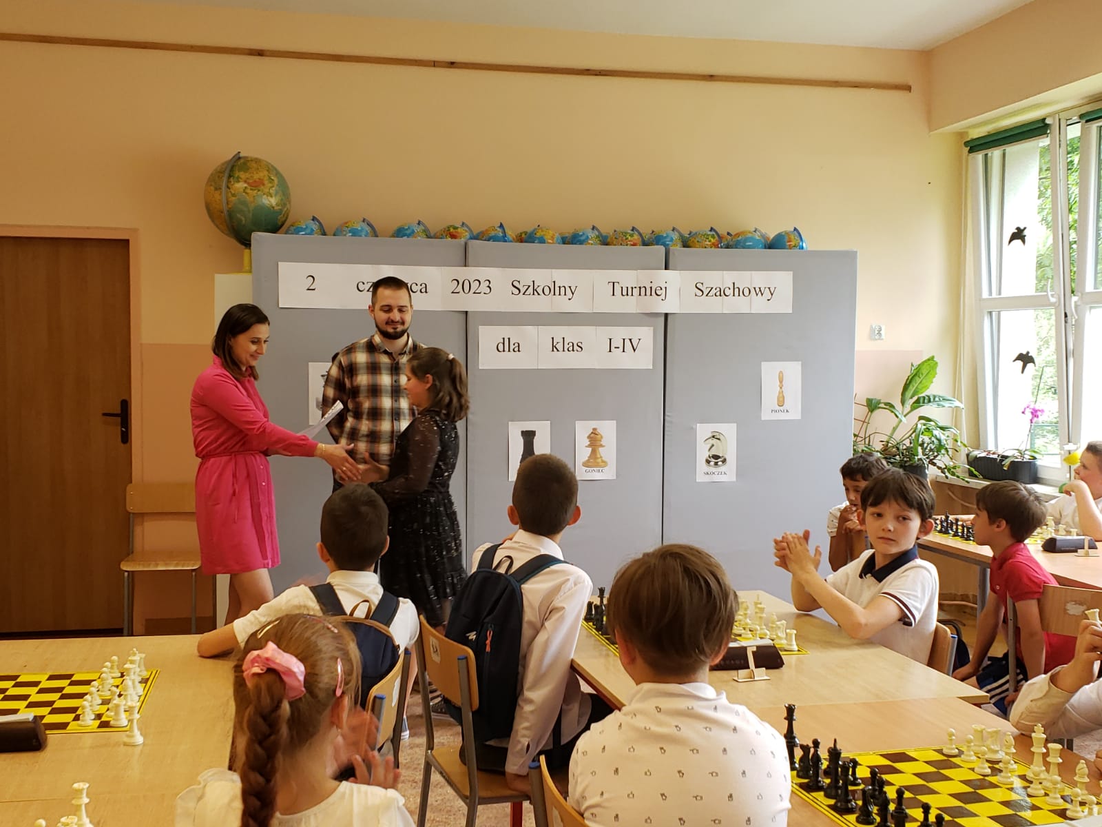 Fotorelacja ze Szkolnego Turnieju Szachowego.