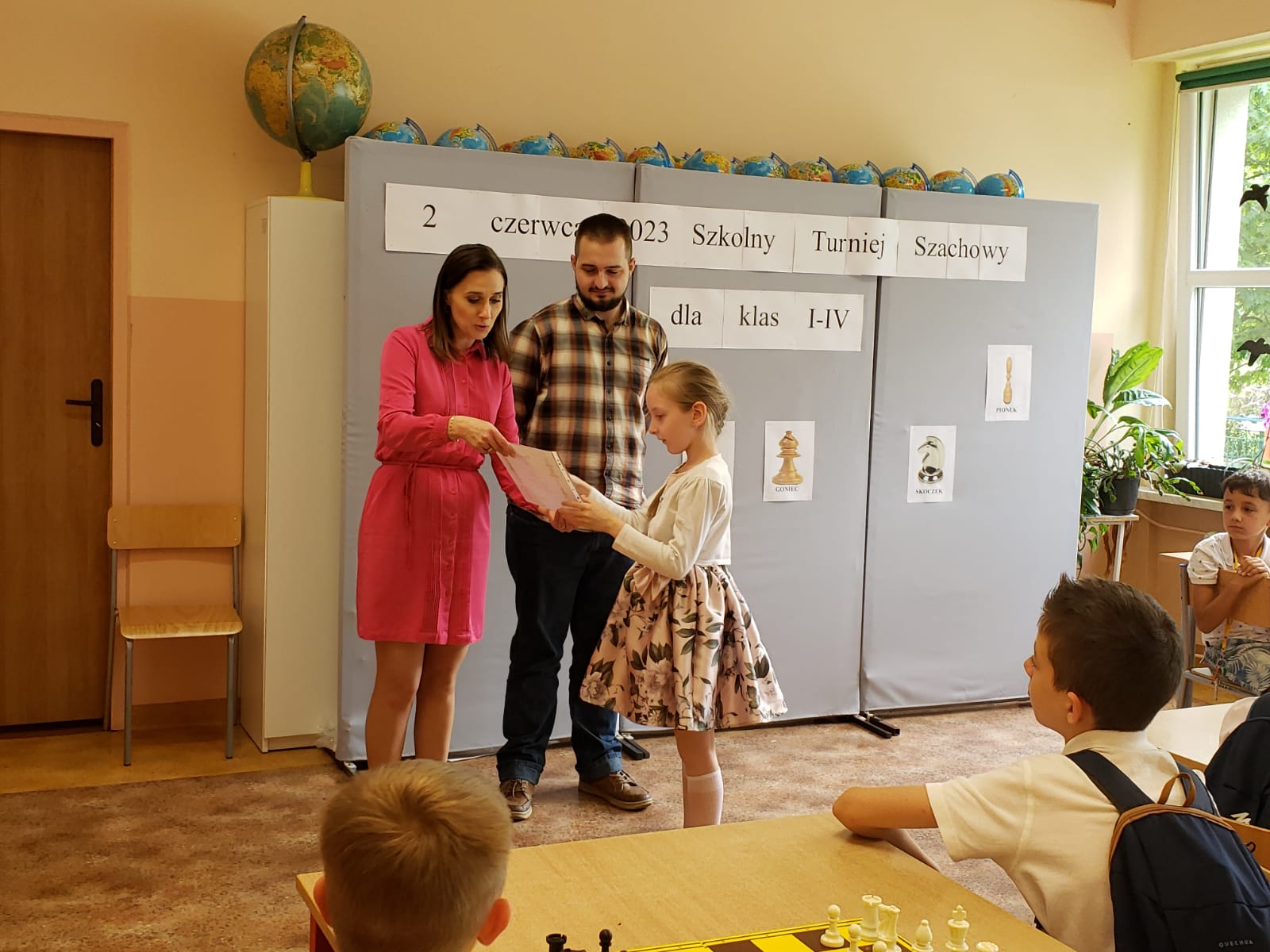 Fotorelacja ze Szkolnego Turnieju Szachowego.