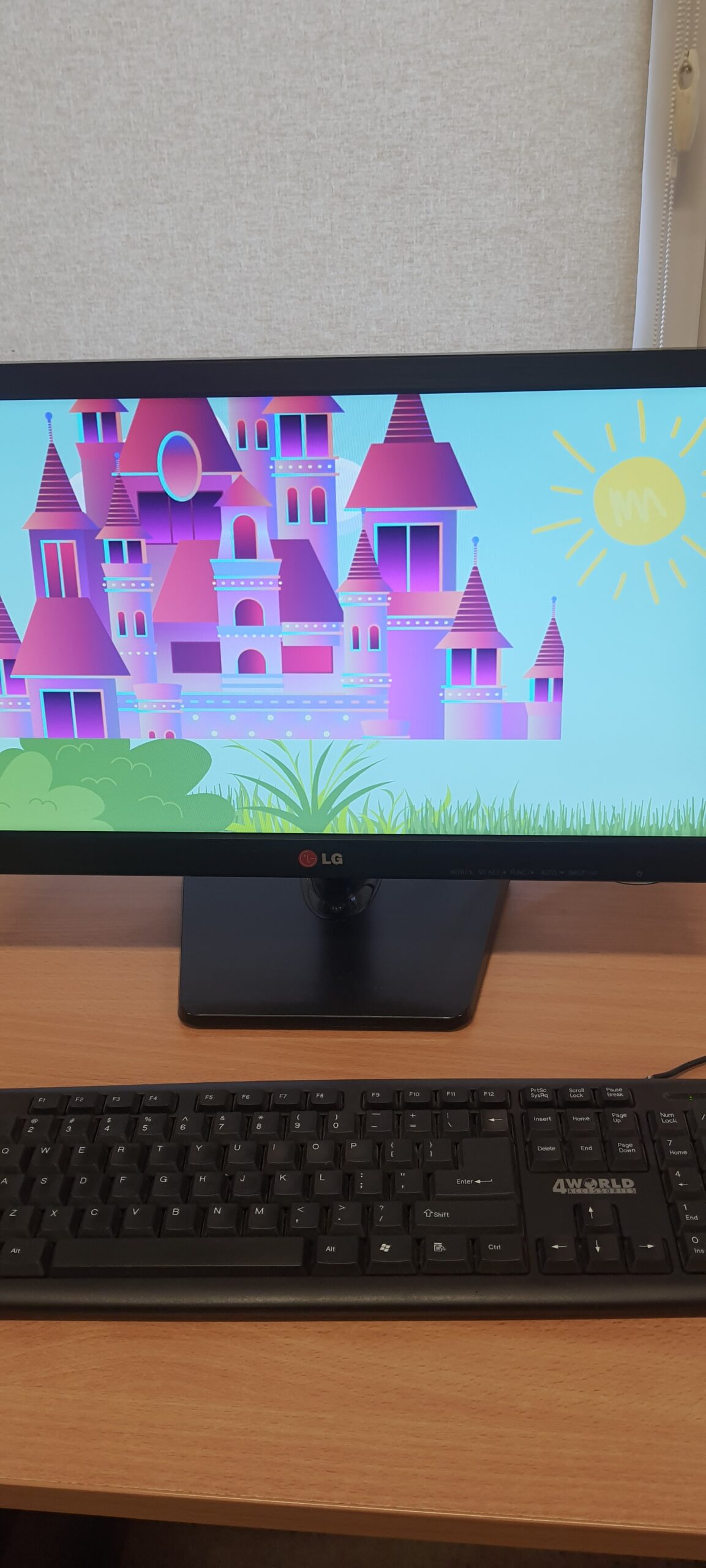 Prace graficzne wykonane przez uczniów klasy 3c w Canvie.