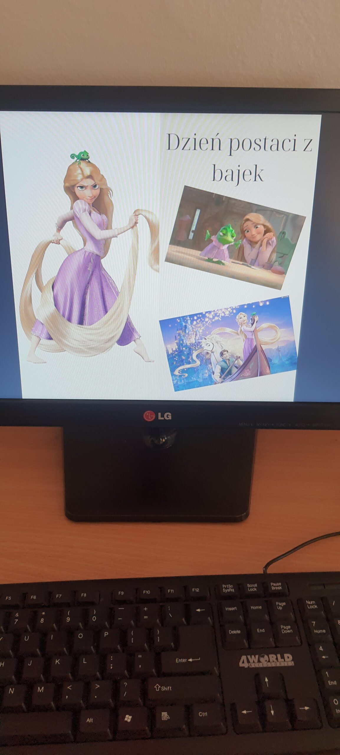 Prace graficzne wykonane przez uczniów klasy 3c w Canvie.