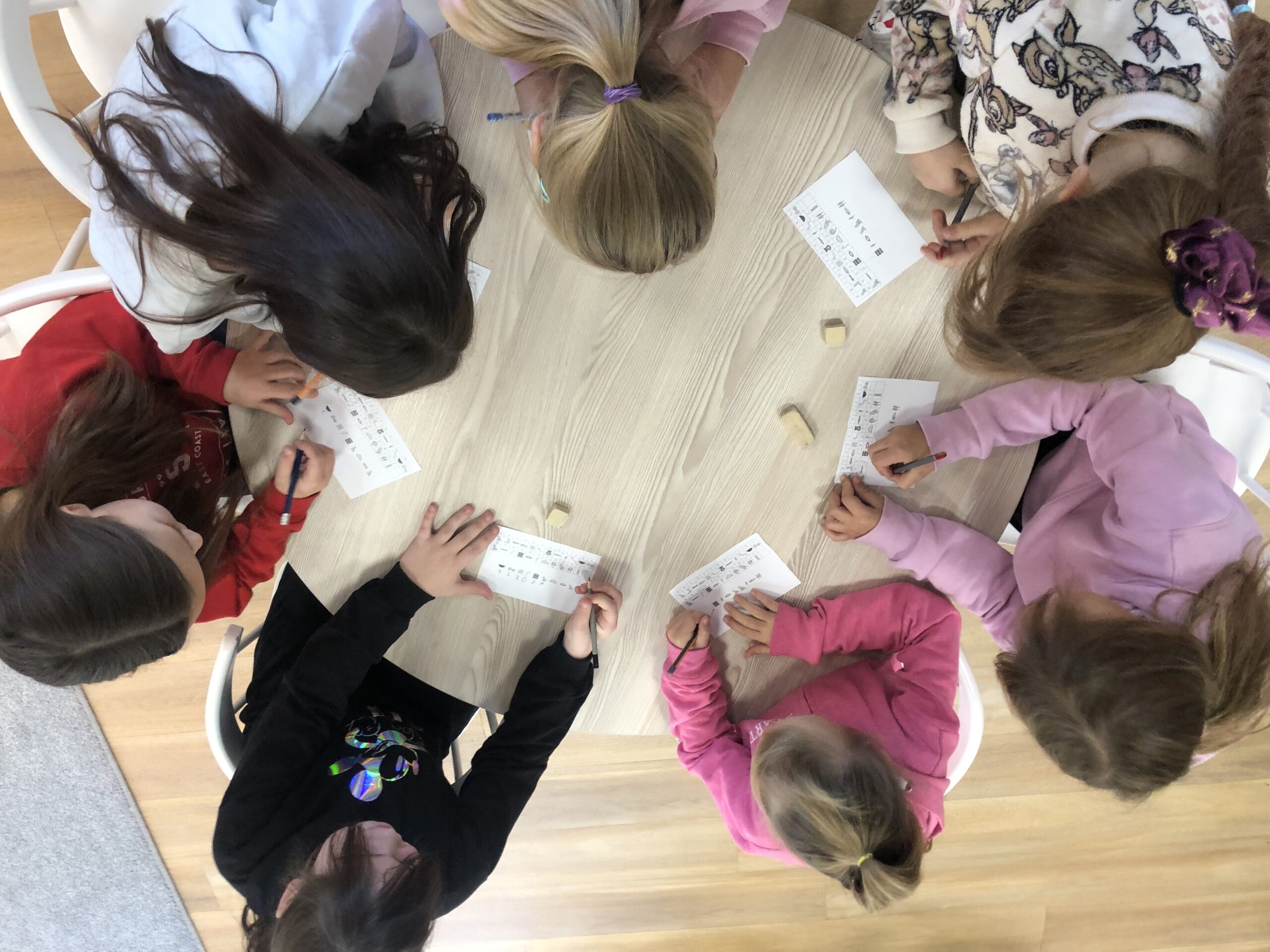 SPORTOWCY W BIBLIOTECE.