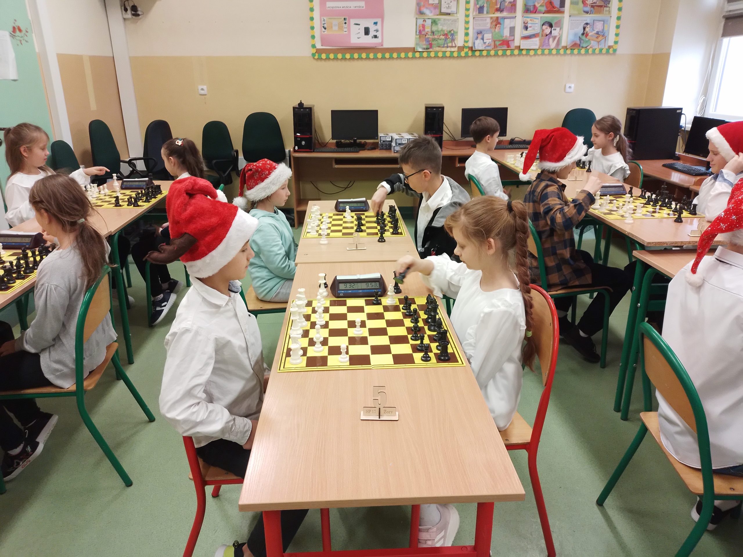 SZKOLNY TURNIEJ SZACHOWY