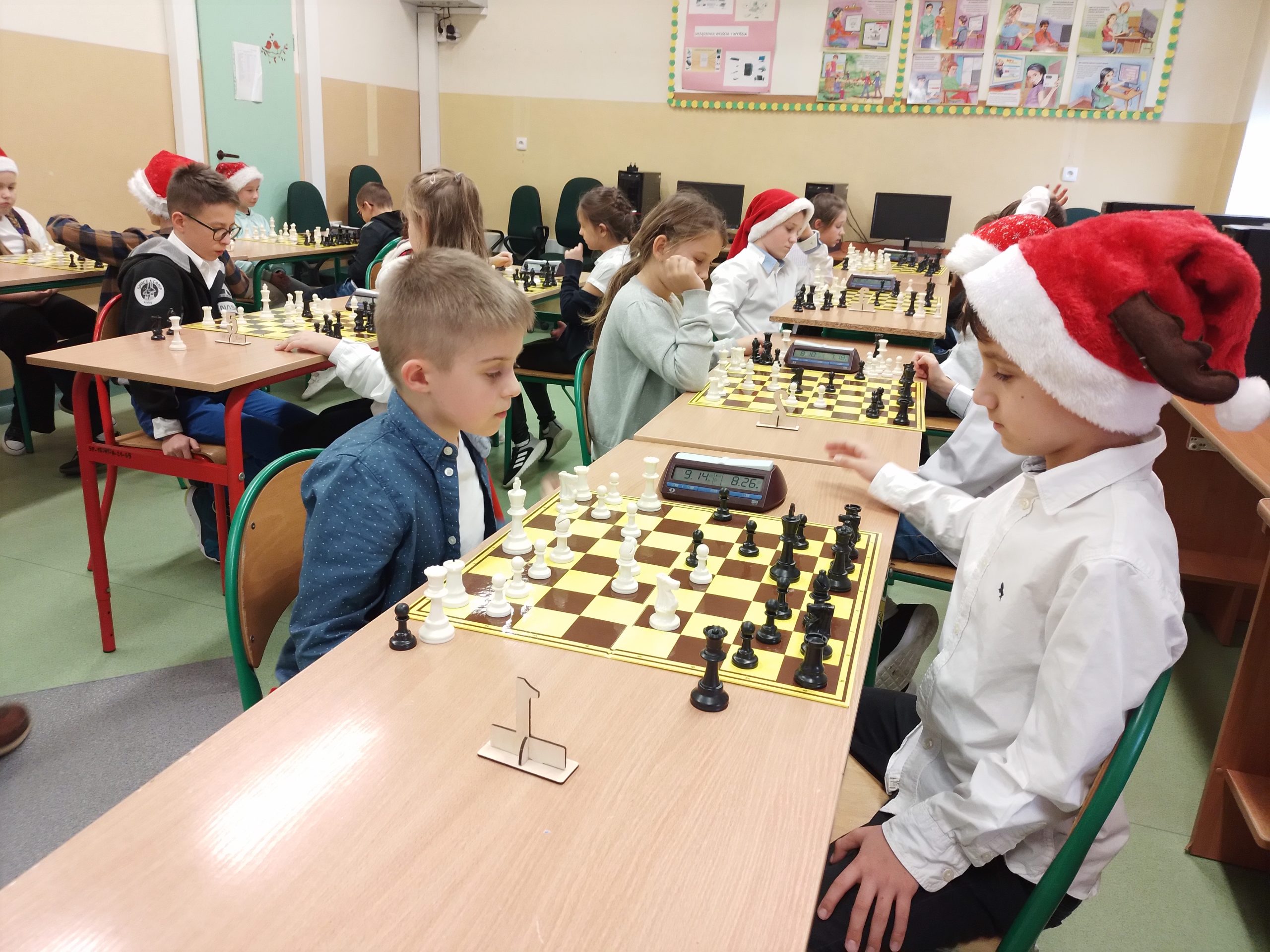 SZKOLNY TURNIEJ SZACHOWY