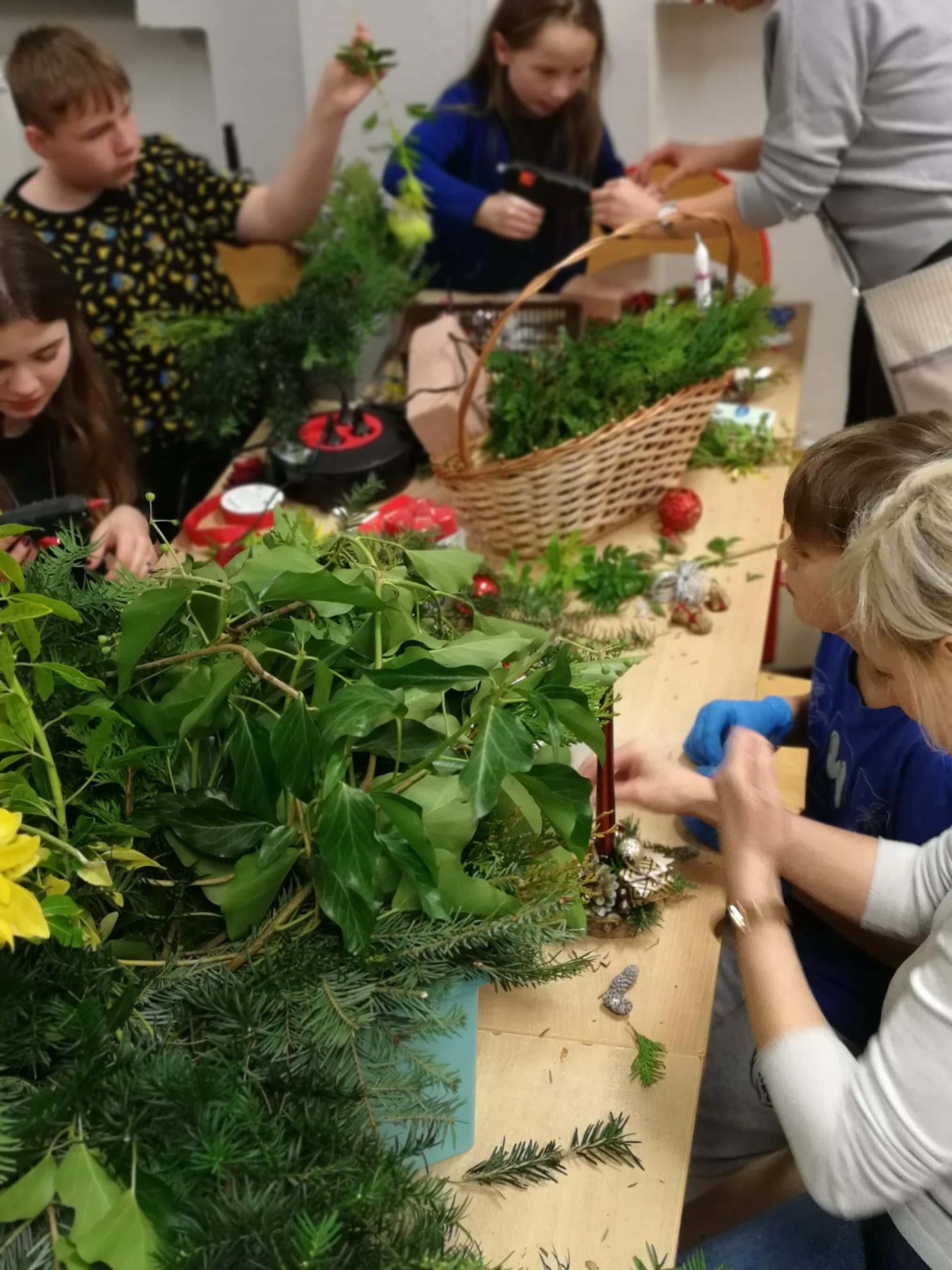 SZKOLNE WARSZTATY BOŻONARODZENIOWE