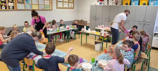 „Piernikowe chatki” – warsztaty cukiernicze z Fabryką Małego Cukiernika