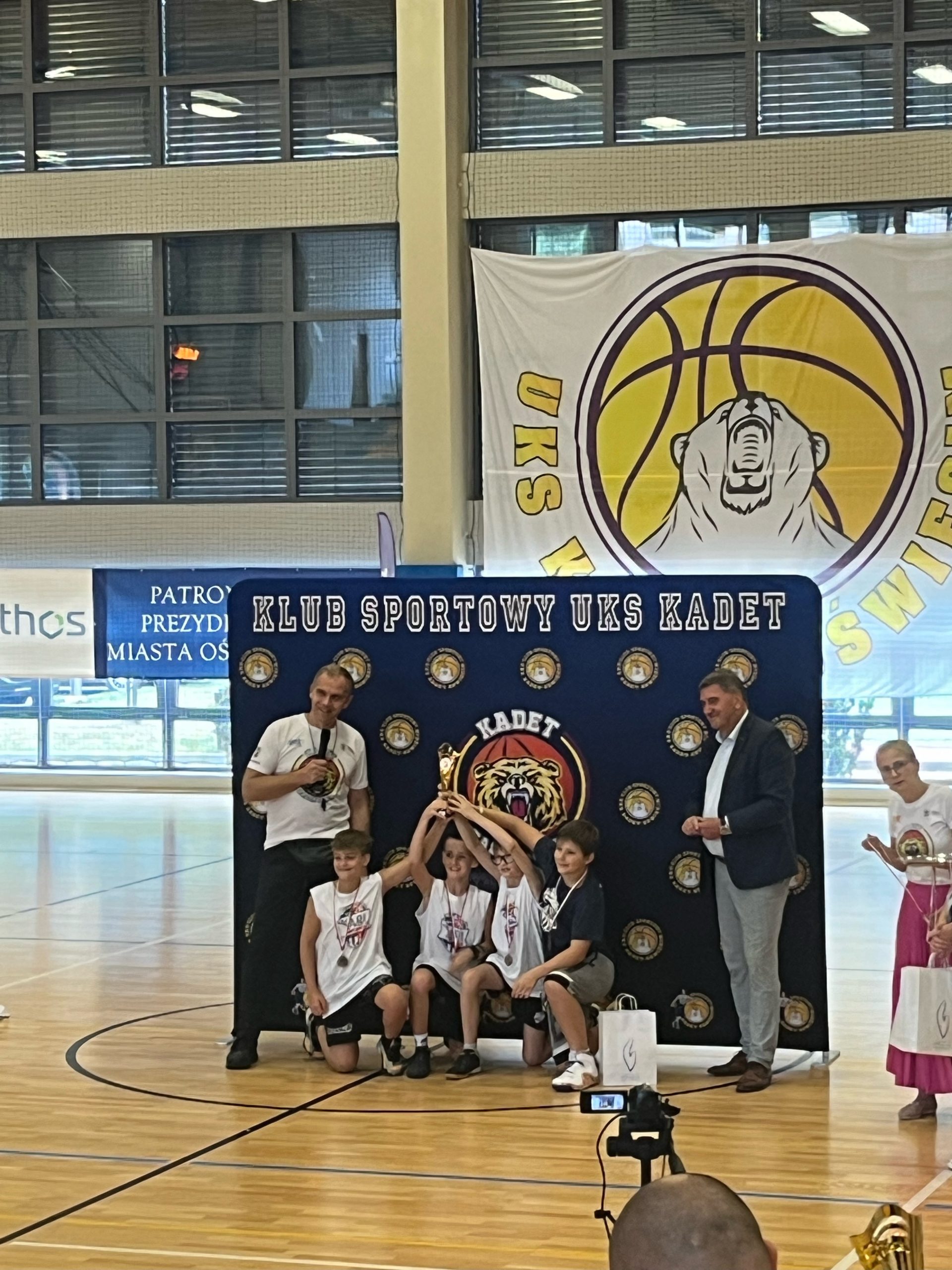 VI Międzynarodowy Turniej Koszykówki o Puchar Prezydenta Miasta Oświęcim  U13??