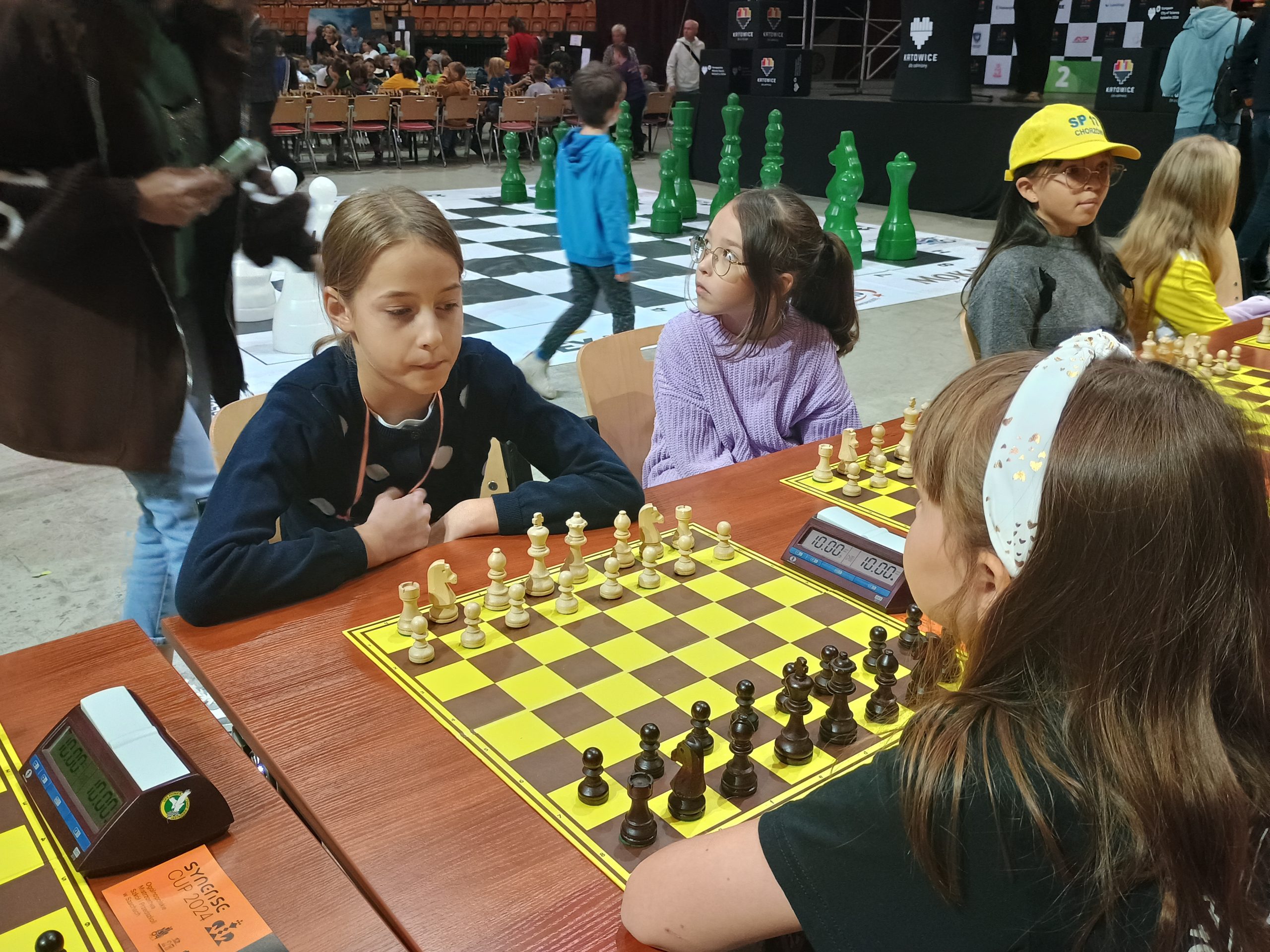 Uczniowie podczas Ogólnopolskich Mistrzostw Szkół i Przedszkoli w Szachach.