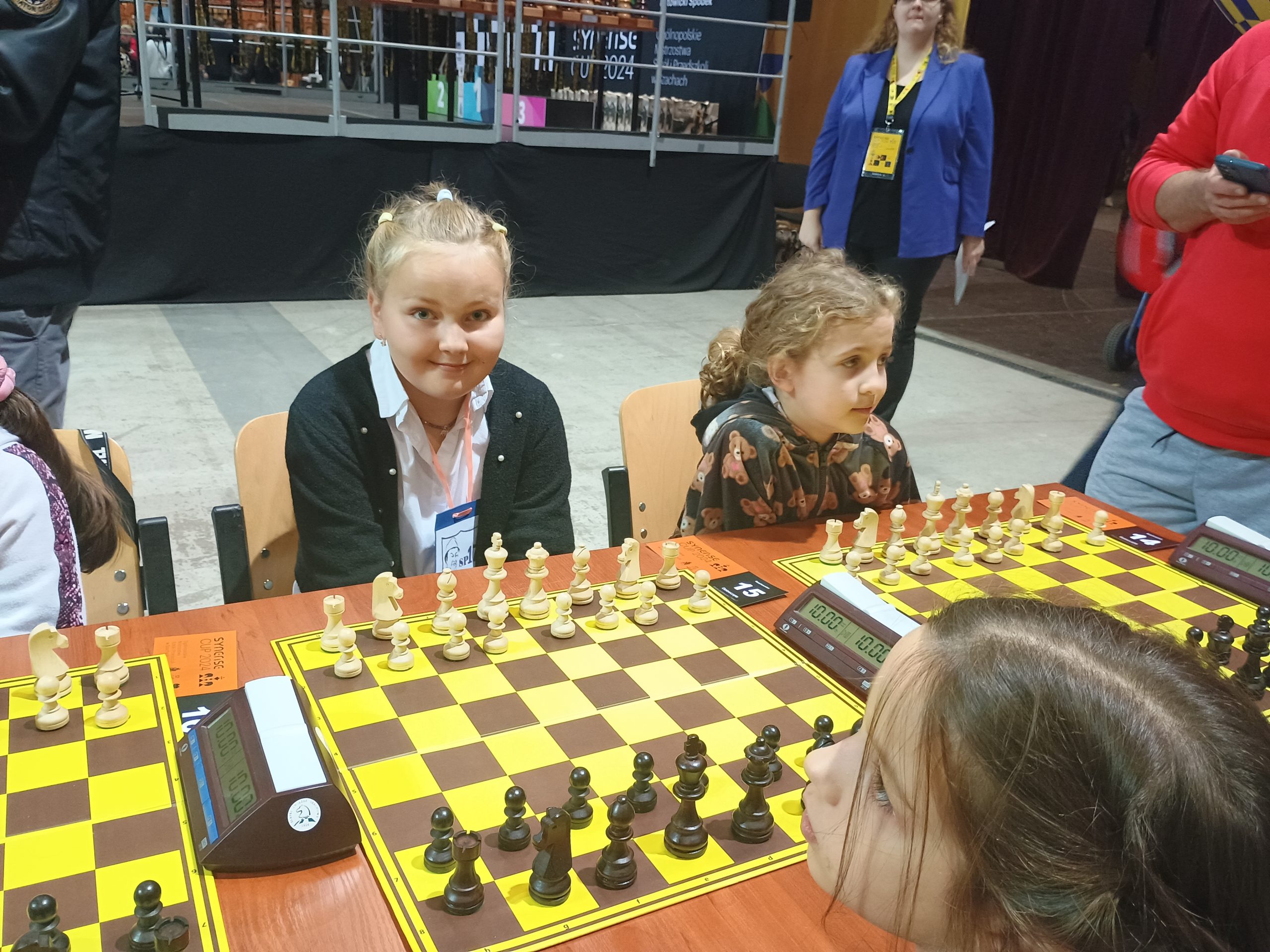 Uczniowie podczas Ogólnopolskich Mistrzostw Szkół i Przedszkoli w Szachach.