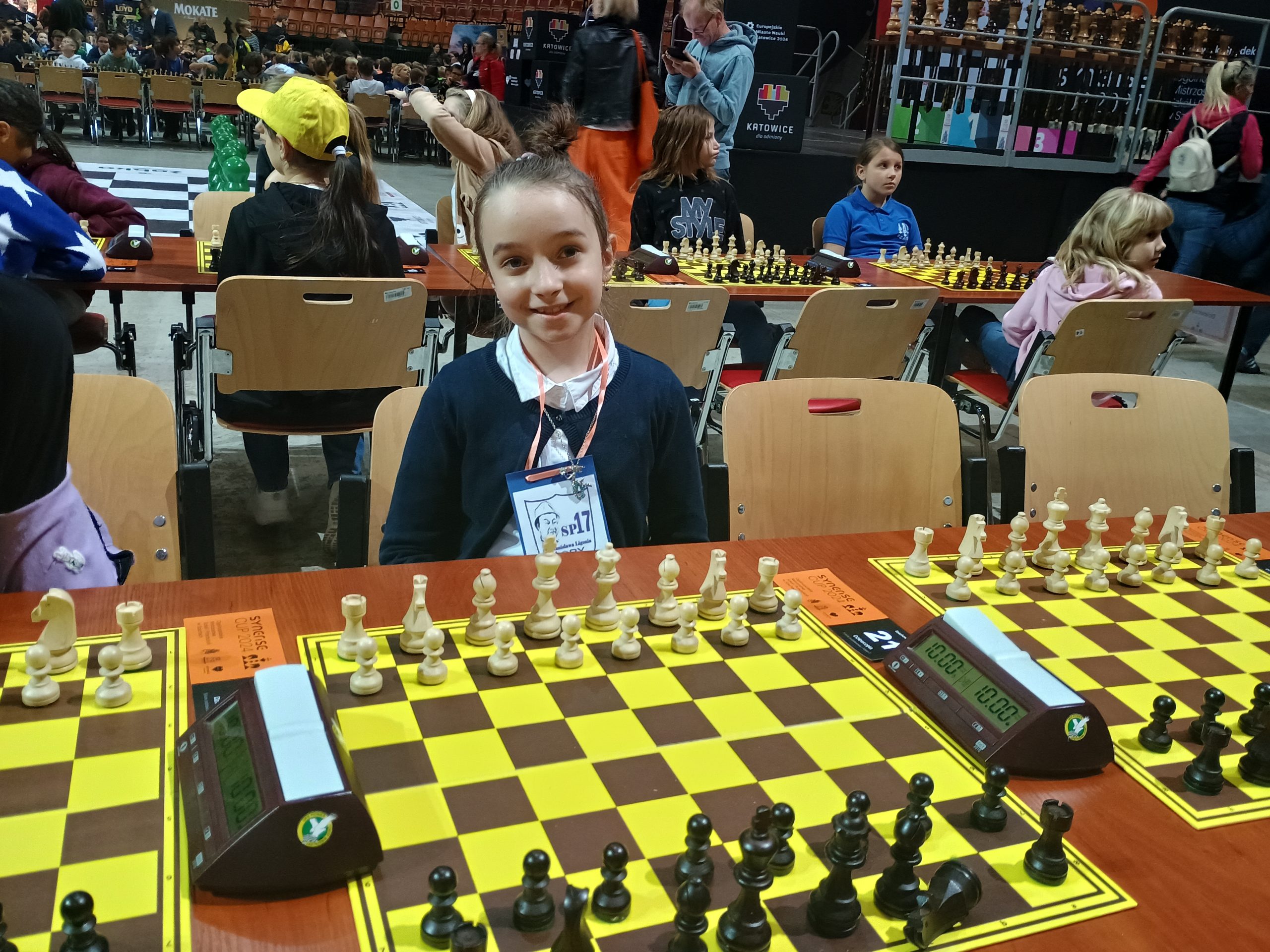 Uczniowie podczas Ogólnopolskich Mistrzostw Szkół i Przedszkoli w Szachach.