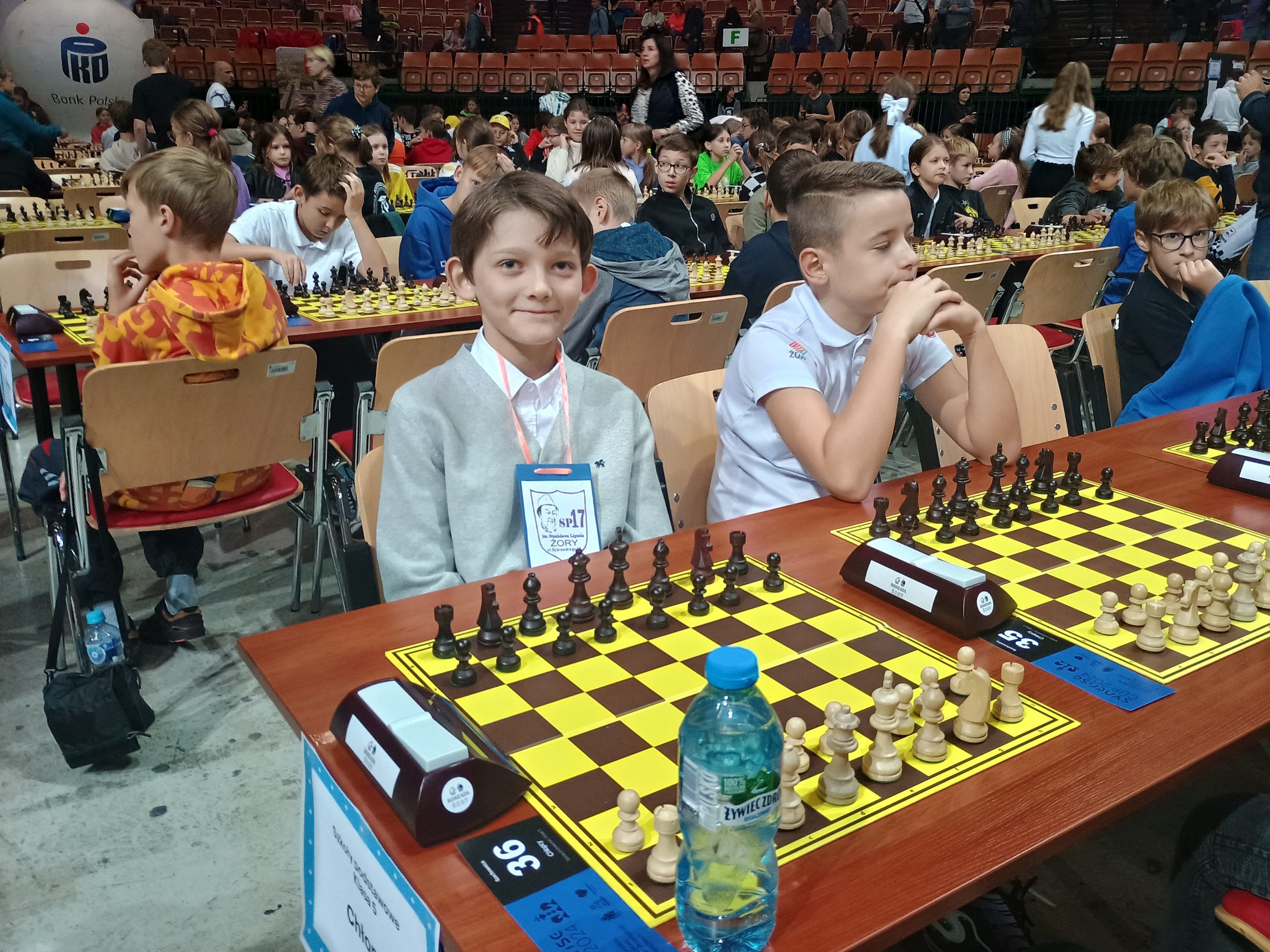 Uczniowie podczas Ogólnopolskich Mistrzostw Szkół i Przedszkoli w Szachach.