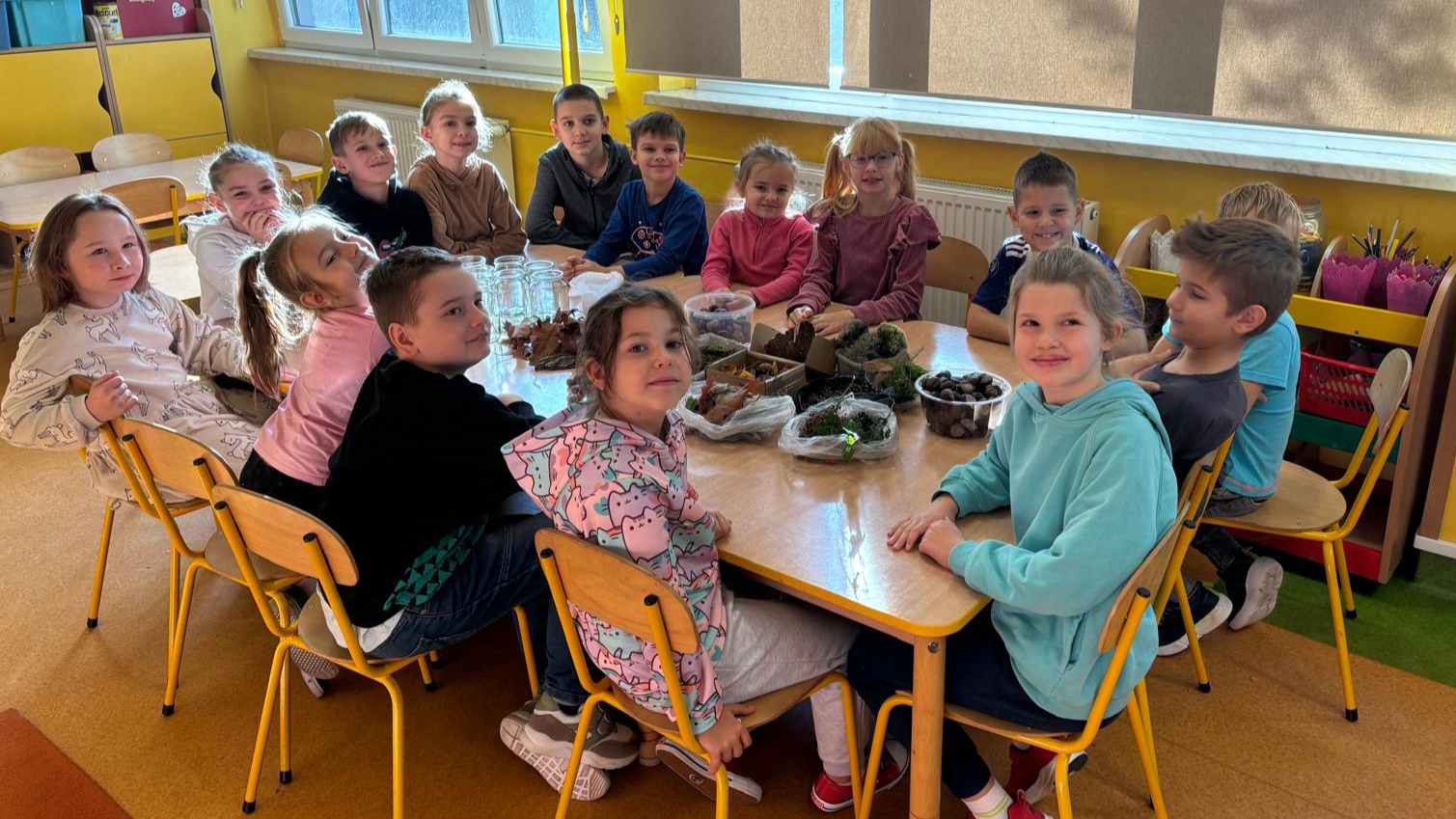 Zajęcia świetlicowe z darami jesieni.