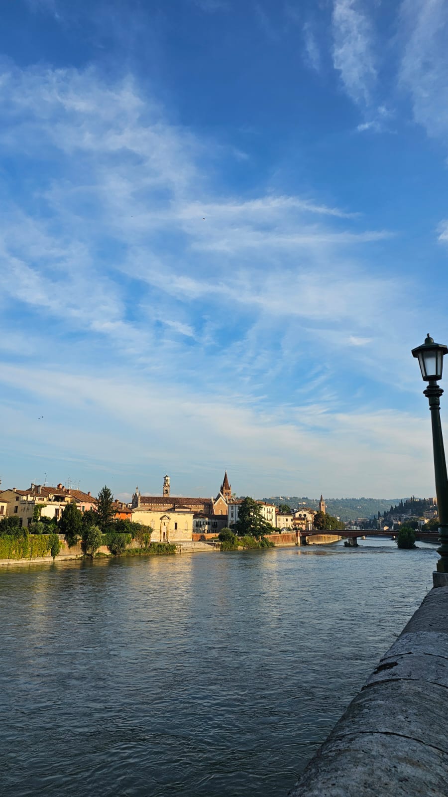 Uczniowie szkoły podczas wycieczki do Włoch.