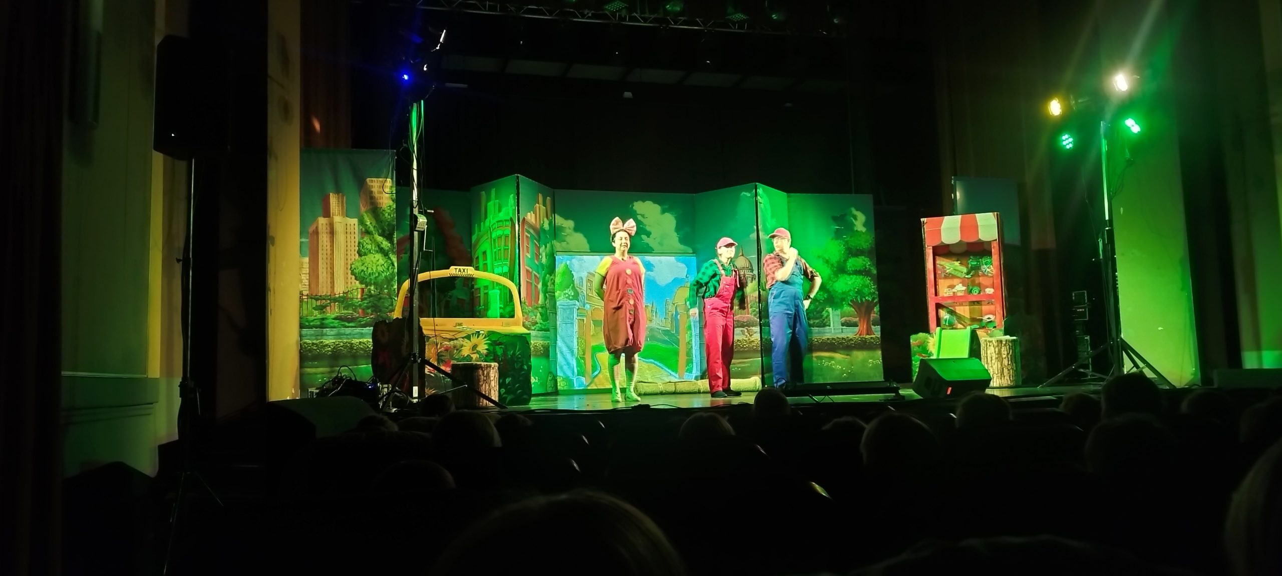 Przedstawienie "Karolcia"