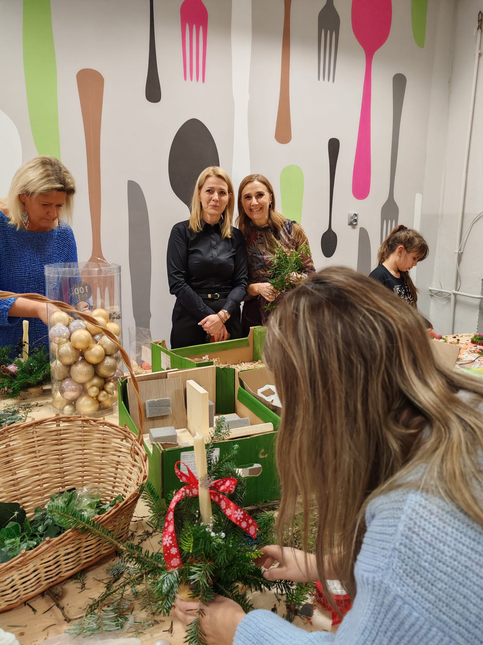 ? Warsztaty świąteczne pełne kreatywności! ✨