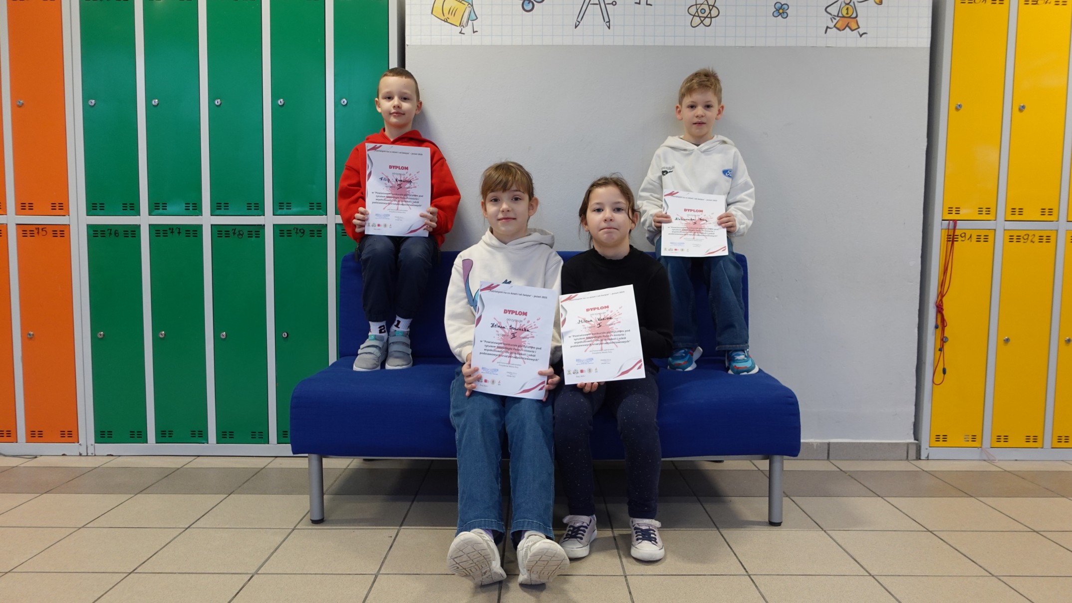 Laureaci i laureatki konkursu.