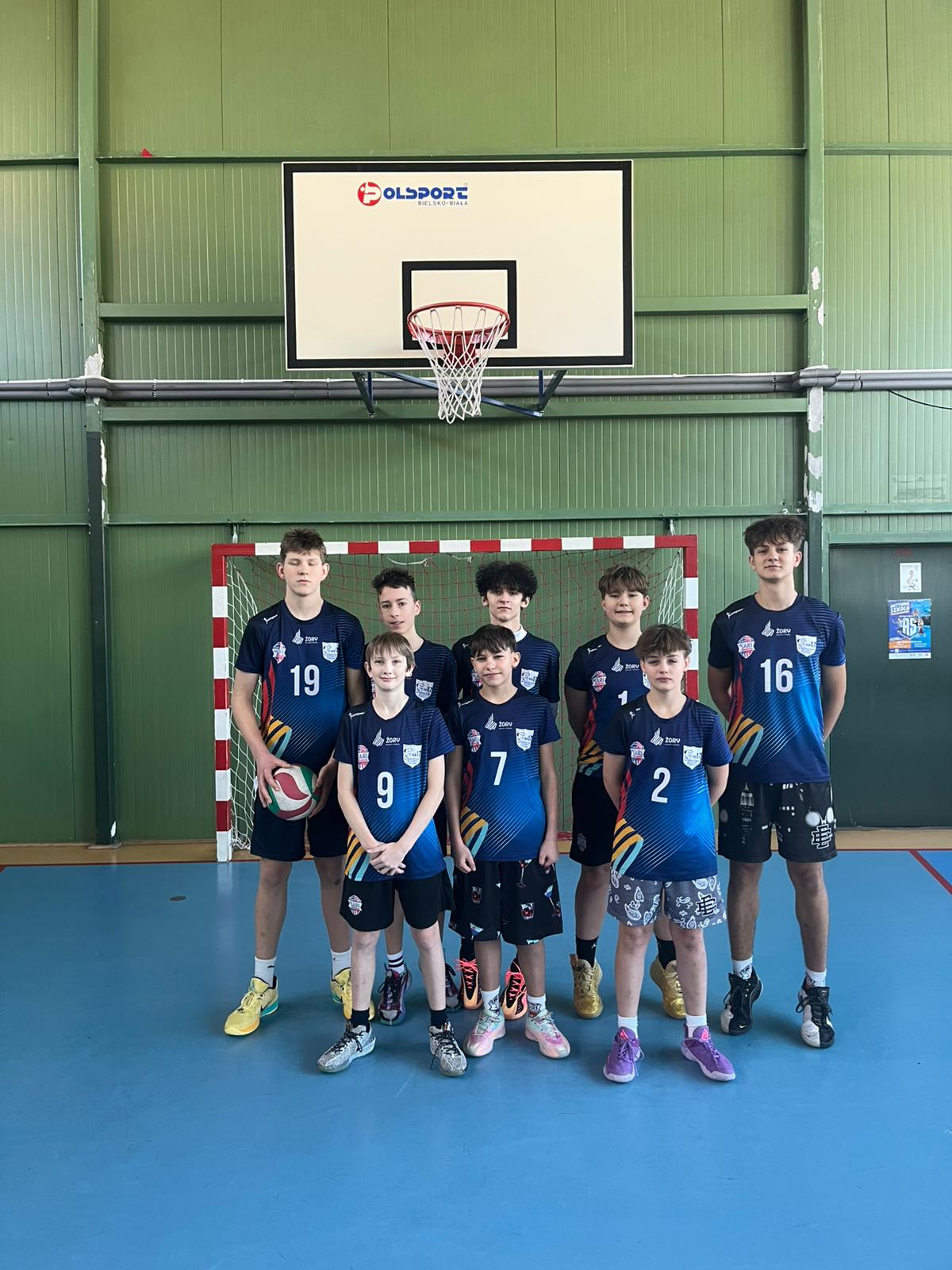 Na zdjęciach: Antek Masny, Oskar Labryga, Daniil Hrynchuk, Kajetan Kustra, Oliwier Grzesik, Daniel Białoń, Krystian Szymański, Michał Rumierz.