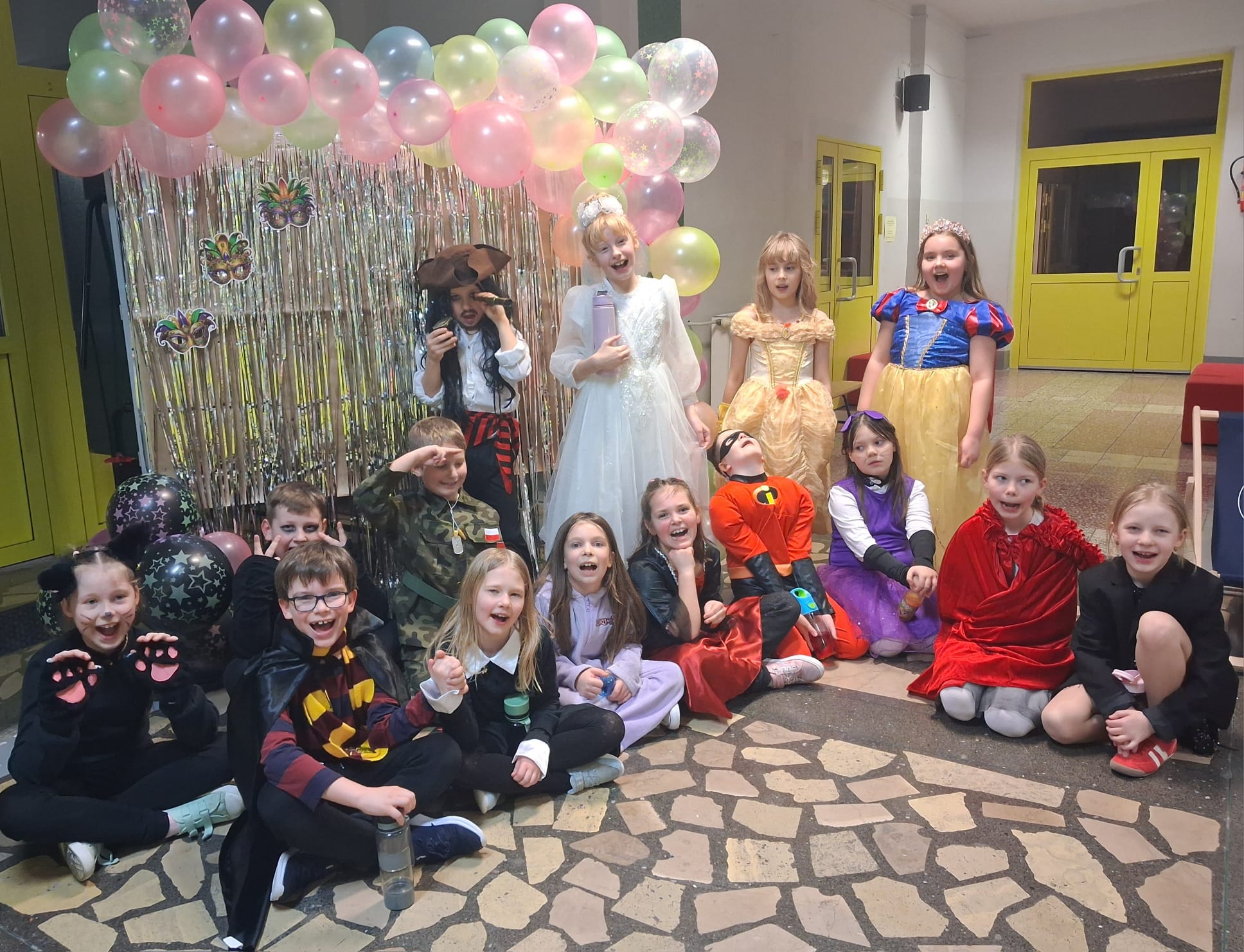 BAL KARNAWAŁOWY KLAS 1-3