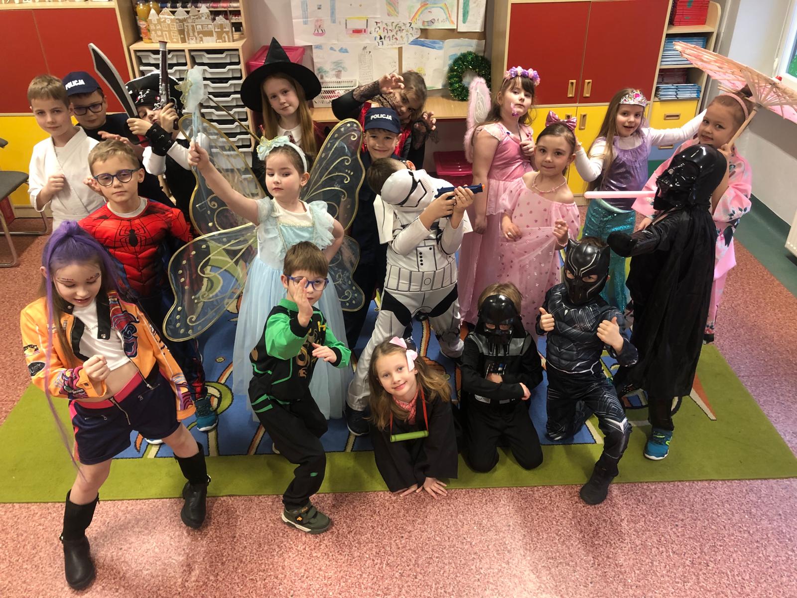 BAL KARNAWAŁOWY KLAS 1-3