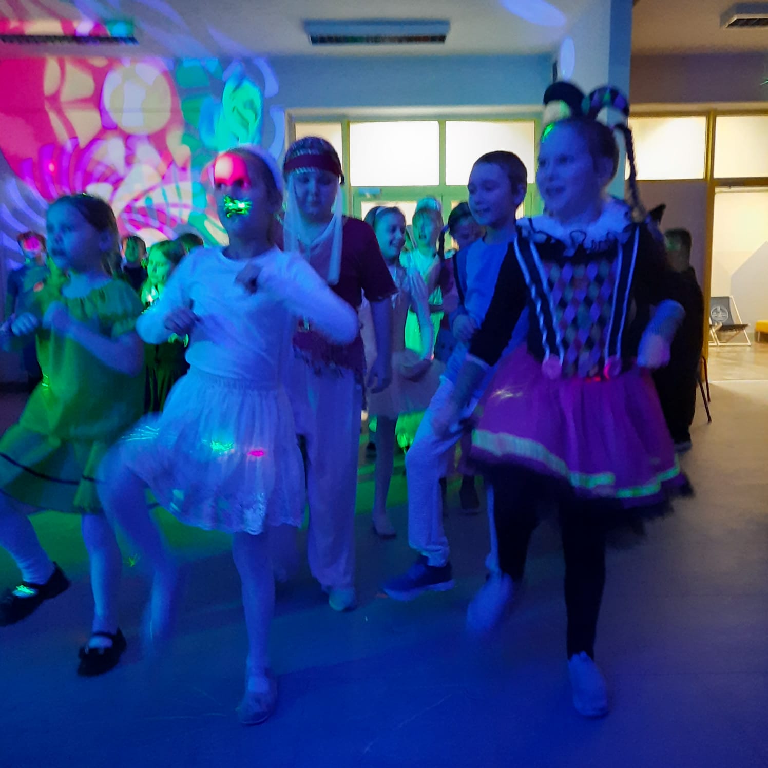 BAL KARNAWAŁOWY KLAS 1-3