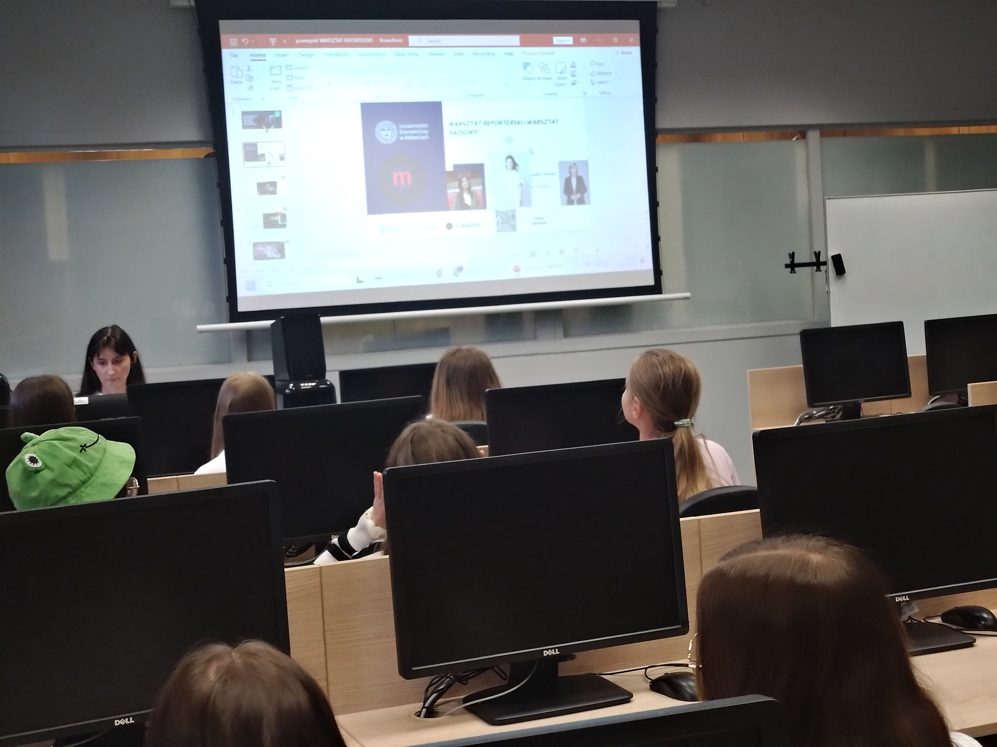 Udział w Studenckiej Konferencji Naukowej pt. „Komunikacja społeczna w dobie sztucznej inteligencji”